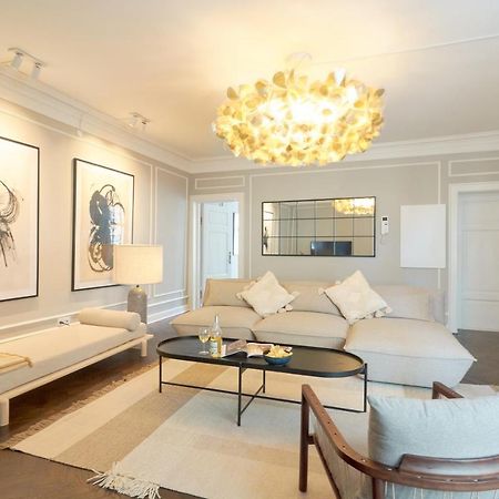 Stylish Spacious Apartment W 3Br In Copenhagen City Екстериор снимка