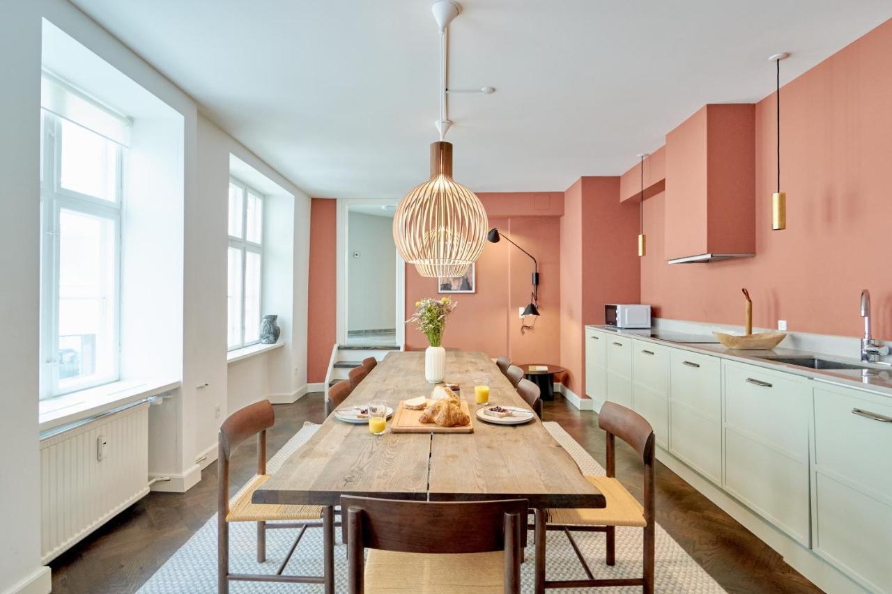 Stylish Spacious Apartment W 3Br In Copenhagen City Екстериор снимка